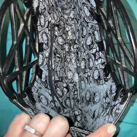 Edgy Black Skull Embossed Tote Bag - Picture 4 of 4